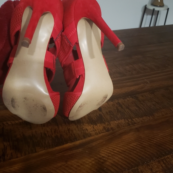 Steve Madden red heels size 8 and 6 - Picture 9 of 14
